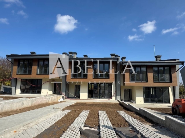 Къща в с. Панчарево, Област София-град - 260 кв.м за 2217 €/кв.м - Снимка #1