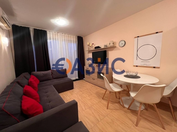 Тристаен апартамент в Свети Влас - 100 кв.м за 1500 €/кв.м - Снимка #1