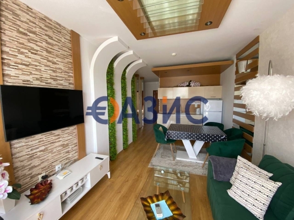 Тристаен апартамент в к.к. Слънчев бряг - 99 кв.м за 1536 €/кв.м - Снимка #1