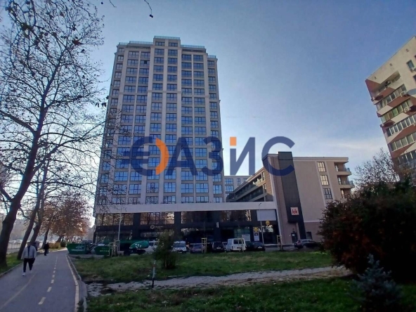 Двустаен апартамент в Бургас, Център - 85 кв.м за 2420 €/кв.м - Снимка #1