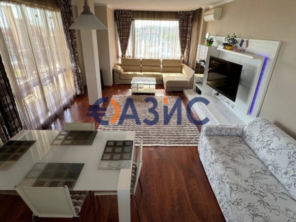 Тристаен апартамент в Свети Влас - 179 кв.м за 1509 €/кв.м - Снимка #1