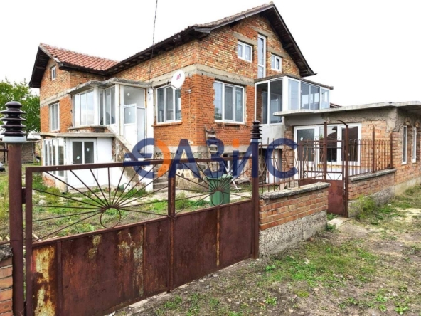 Тристаен апартамент в с. Винарско, Област Бургас - 83 кв.м за 1555 €/кв.м - Снимка #1