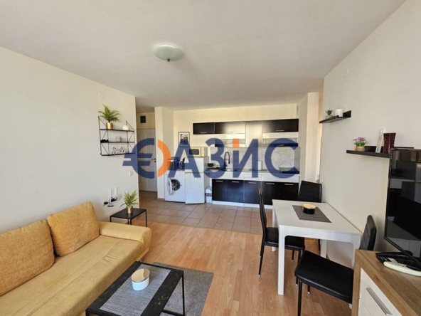 Двустаен апартамент в к.к. Слънчев бряг - 56 кв.м за 1322 €/кв.м - Снимка #1