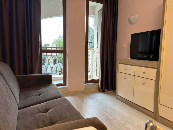 Едностаен апартамент в к.к. Слънчев бряг - 30 кв.м за 2034 €/кв.м - Снимка #1