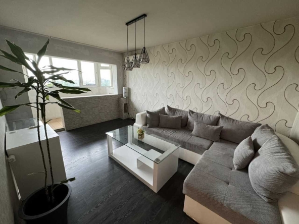 Дава се под наем Двустаен апартамент в Пловдив, Каменица 2 - 70 кв.м за 325 € - Снимка #1