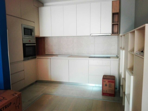 Дава се под наем Двустаен апартамент в Бургас, Лазур - 60 кв.м за 204 € - Снимка #1