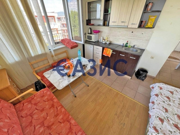 Едностаен апартамент в к.к. Слънчев бряг - 42 кв.м за 1084 €/кв.м - Снимка #1