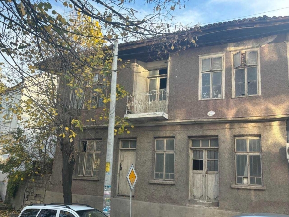 Къща в Велики Преслав - 150 кв.м за 300 €/кв.м - Снимка #1