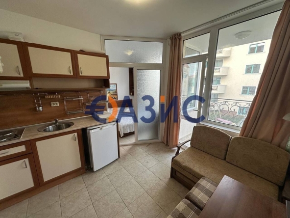 Едностаен апартамент в к.к. Слънчев бряг - 35 кв.м за 1400 €/кв.м - Снимка #1