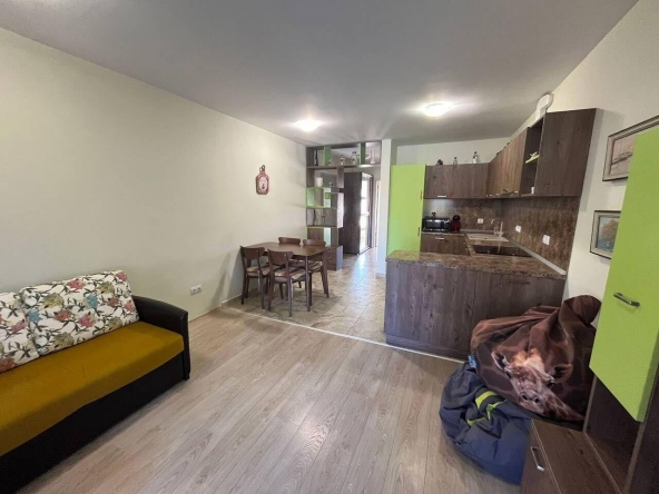 Двустаен апартамент в Бургас, Сарафово - 79 кв.м за 1576 €/кв.м - Снимка #1
