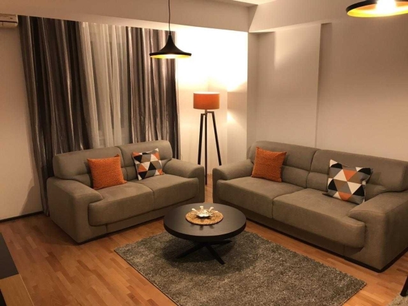 Дава се под наем Двустаен апартамент в Бургас, Изгрев - 58 кв.м за 204 € - Снимка #1