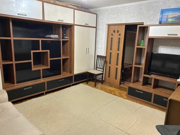 Дава се под наем Двустаен апартамент в София, Люлин 10 - 51 кв.м за 325 € - Снимка #1