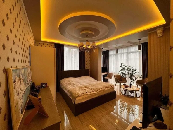 Дава се под наем Двустаен апартамент в София, Център - 55 кв.м за 407.49 € - Снимка #1