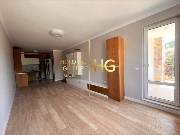 Двустаен апартамент в к.к. Св.Св. Константин и Елена - 77 кв.м за 2100 €/кв.м - Снимка #1