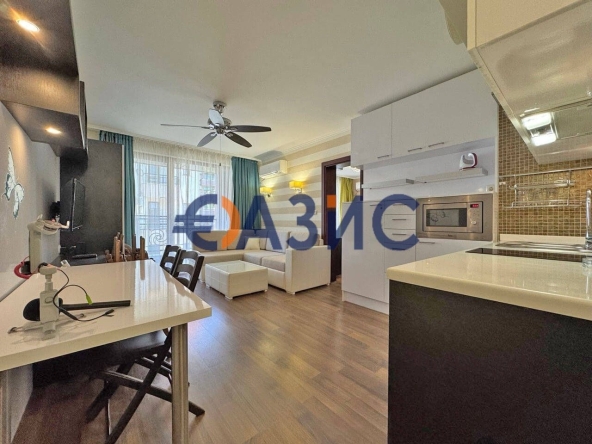 Двустаен апартамент в Поморие - 72 кв.м за 1598 €/кв.м - Снимка #1