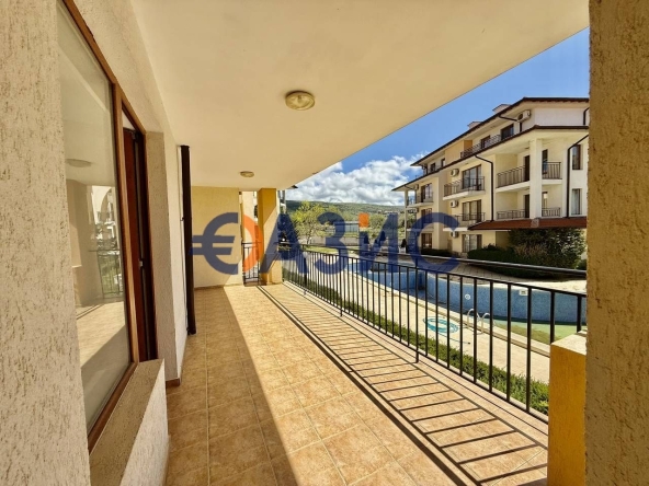 Тристаен апартамент в с. Кошарица, Област Бургас - 104 кв.м за 847 €/кв.м - Снимка #1