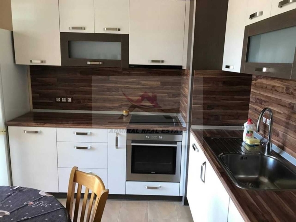 Дава се под наем Тристаен апартамент в Варна, Левски - 83 кв.м за 600 € - Снимка #1