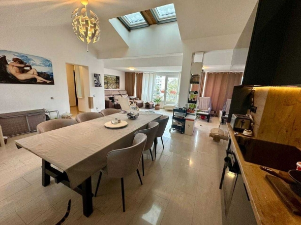Двустаен апартамент в София, Център - 118 кв.м за 3365 €/кв.м - Снимка #1