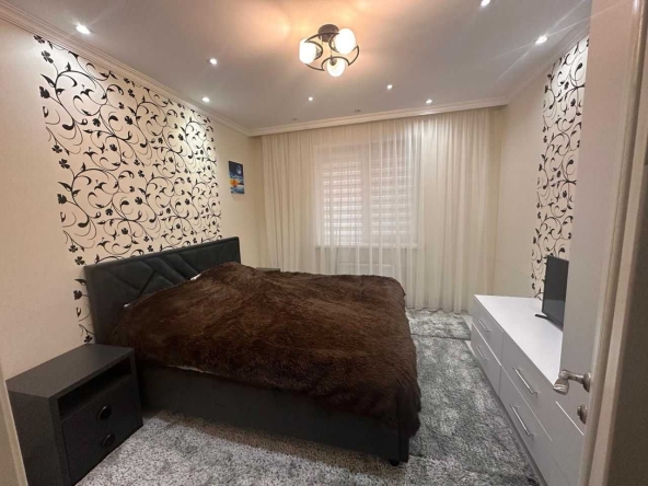 Дава се под наем Двустаен апартамент в София, Люлин 5 - 54 кв.м за 375 € - Снимка #1