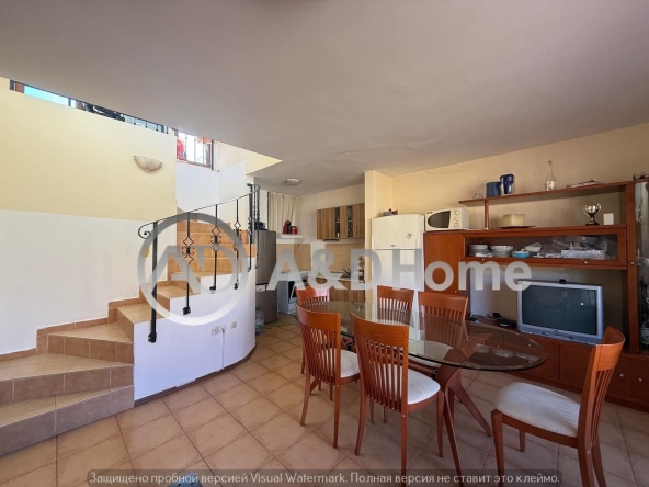 Дава се под наем Тристаен апартамент в Свети Влас - 120 кв.м за 459 € - Снимка #1