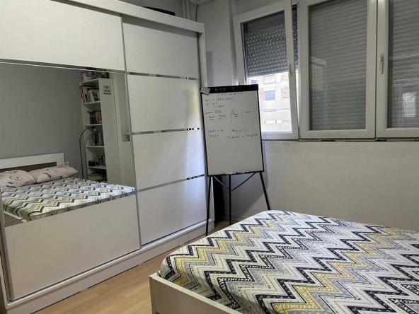 Дава се под наем Многостаен апартамент в Пловдив, Христо Смирненски - 118 кв.м за 418.2 € - Снимка #1