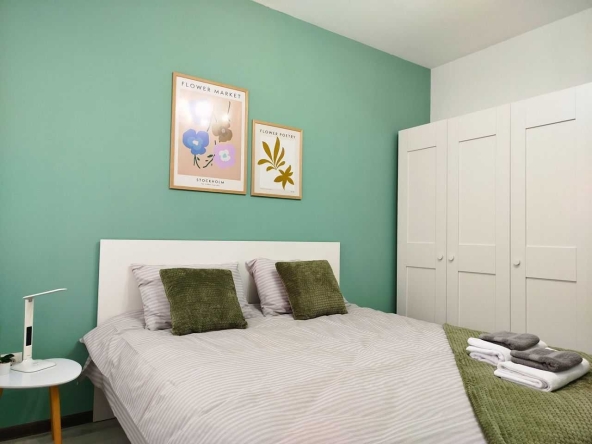 Дава се под наем Едностаен апартамент в София, Лозенец - 45 кв.м за 373.83 € - Снимка #1