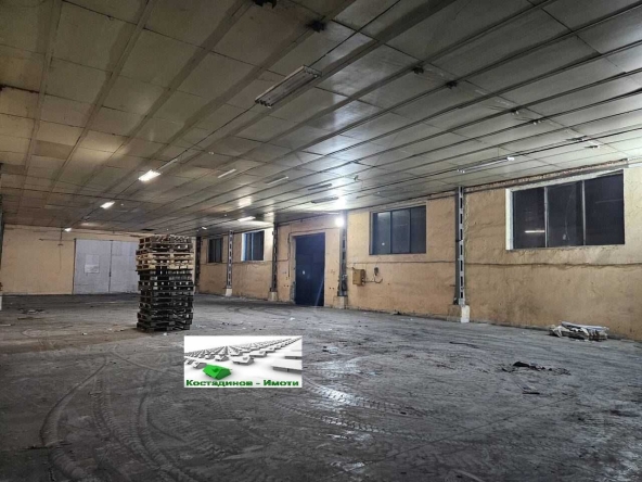 Дава се под наем Склад в Пловдив, Индустриална зона - Север - 1000 кв.м за 2992.17 € - Снимка #1