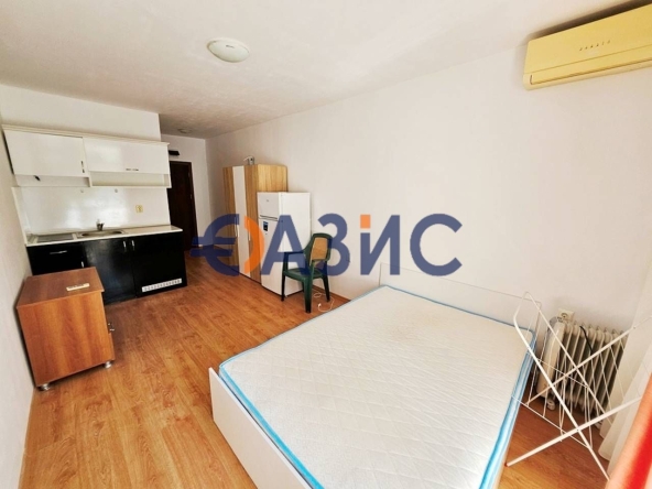 Едностаен апартамент в к.к. Слънчев бряг - 30 кв.м за 884 €/кв.м - Снимка #1