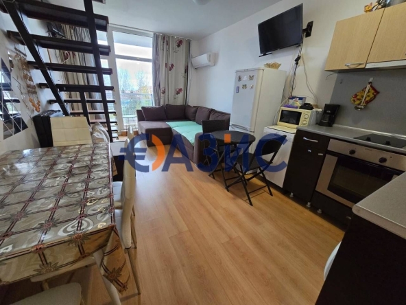 Двустаен апартамент в к.к. Слънчев бряг - 72 кв.м за 673 €/кв.м - Снимка #1