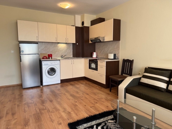 Дава се под наем Двустаен апартамент в Варна, Христо Ботев - 60 кв.м за 498.27 € - Снимка #1