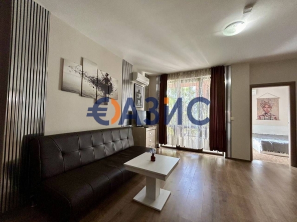 Двустаен апартамент в к.к. Слънчев бряг - 55 кв.м за 742 €/кв.м - Снимка #1