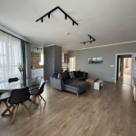 Дава се под наем Тристаен апартамент в Бургас, Славейков - 134 кв.м за 1530 € - Снимка #1