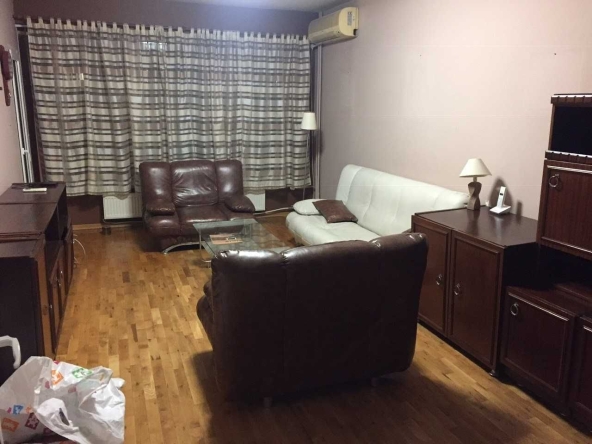 Дава се под наем Двустаен апартамент в София, Люлин 1 - 96 кв.м за 373.83 € - Снимка #1