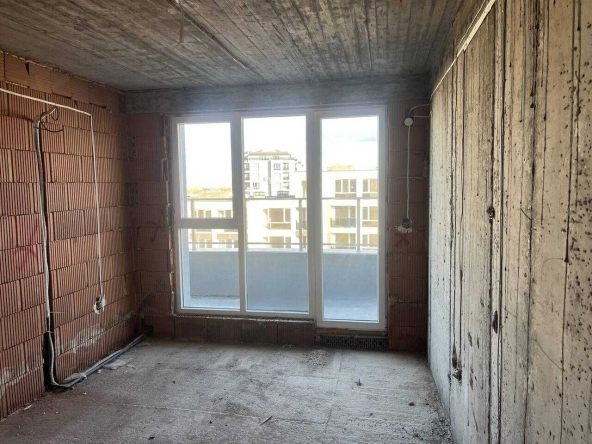 Двустаен апартамент в Пловдив, Гагарин - 72 кв.м за 631 €/кв.м - Снимка #1