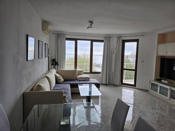 Двустаен апартамент в Несебър - 75 кв.м за 1071 €/кв.м - Снимка #1