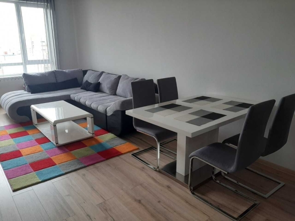 Двустаен апартамент в Пловдив, Кършияка - 77 кв.м за 735 €/кв.м - Снимка #1