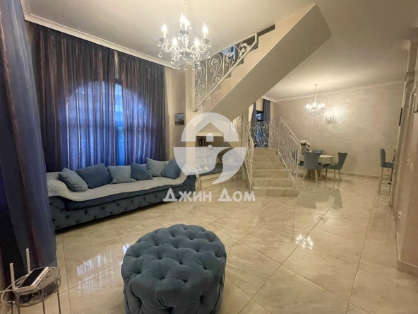 Мезонет в Свети Влас - 192 кв.м за 784 €/кв.м - Снимка #1