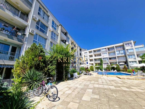 Тристаен апартамент в Свети Влас - 93 кв.м за 746 €/кв.м - Снимка #1