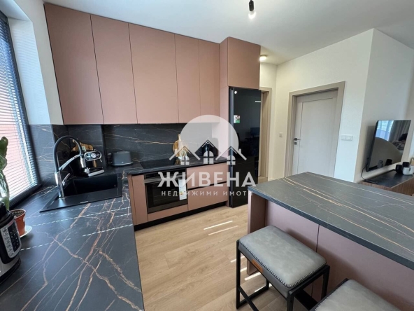 Тристаен апартамент в к.к. Св.Св. Константин и Елена - 118 кв.м за 1197 €/кв.м - Снимка #1