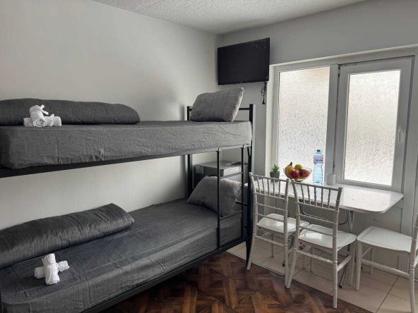 Дава се под наем Едностаен апартамент в с. Мрамор, Област София-град - 450 кв.м за 179.52 € - Снимка #1