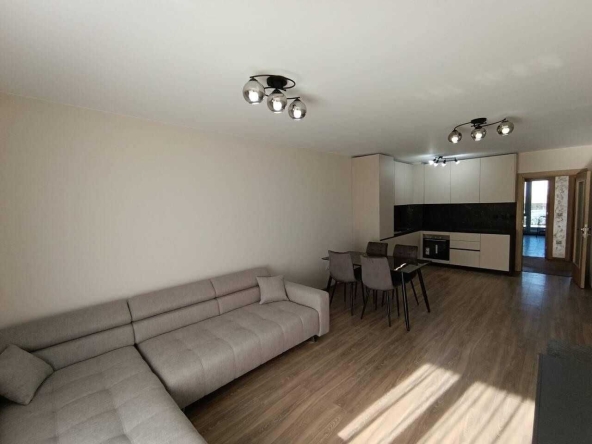 Тристаен апартамент в Пловдив, Гагарин - 114 кв.м за 769 €/кв.м - Снимка #1