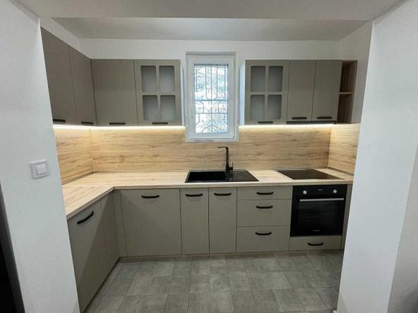 Тристаен апартамент в Пловдив, Тракия - 93 кв.м за 845 €/кв.м - Снимка #1