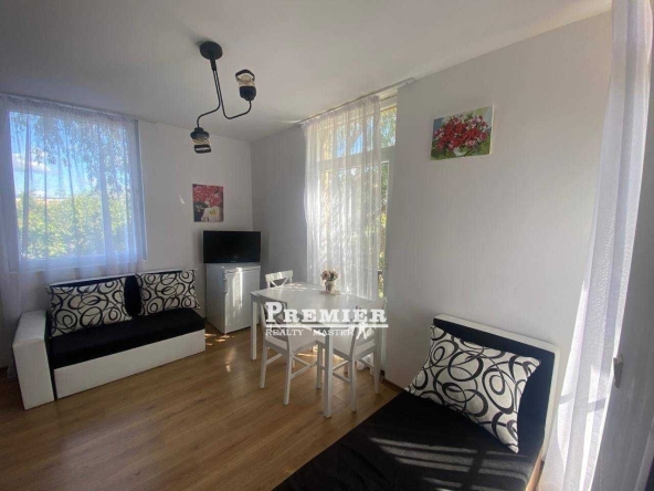 Двустаен апартамент в к.к. Слънчев бряг - 52 кв.м за 577 €/кв.м - Снимка #1