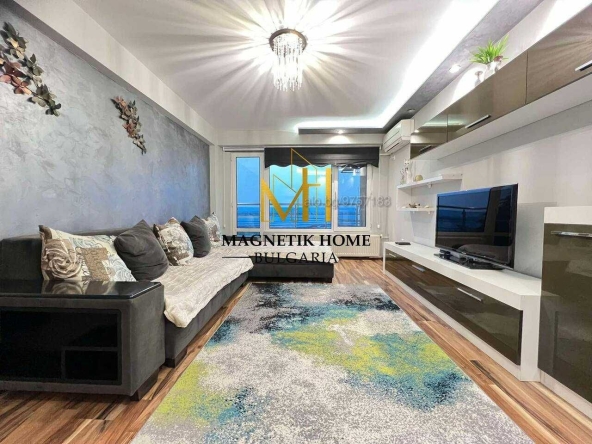 Дава се под наем Четиристаен апартамент в Бургас, Зорница - 95 кв.м за 612 € - Снимка #1