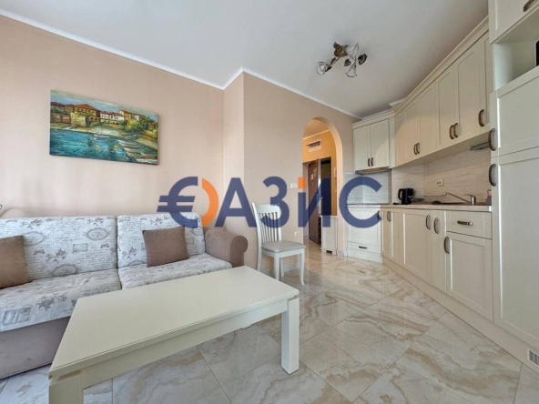 Двустаен апартамент в Несебър - 68 кв.м за 975 €/кв.м - Снимка #1