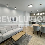 Дава се под наем Двустаен апартамент в Варна, Център - 60 кв.м за 797.64 € - Снимка #1