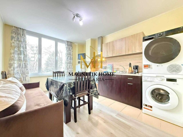 Дава се под наем Двустаен апартамент в Бургас, Братя Миладинови - 52 кв.м за 193.8 € - Снимка #1