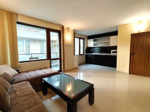 Дава се под наем Двустаен апартамент в Несебър - 72 кв.м за 272.85 € - Снимка #1