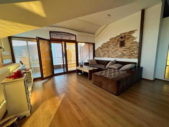 Двустаен апартамент в София, Красно село - 80 кв.м за 845 €/кв.м - Снимка #1