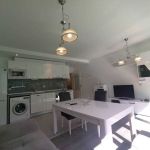 Дава се под наем Тристаен апартамент в Бургас, Меден рудник - зона А - 90 кв.м за 484.5 € - Снимка #1